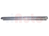 Längsträger unter Fussraum