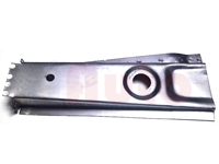 Querstrebe unter Fussraum rechts